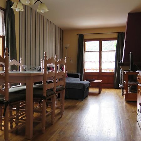 Apartaments El Ribal Valencia D'Aneu Εξωτερικό φωτογραφία