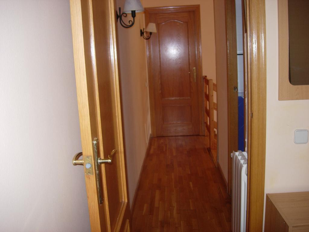 Apartaments El Ribal Valencia D'Aneu Δωμάτιο φωτογραφία