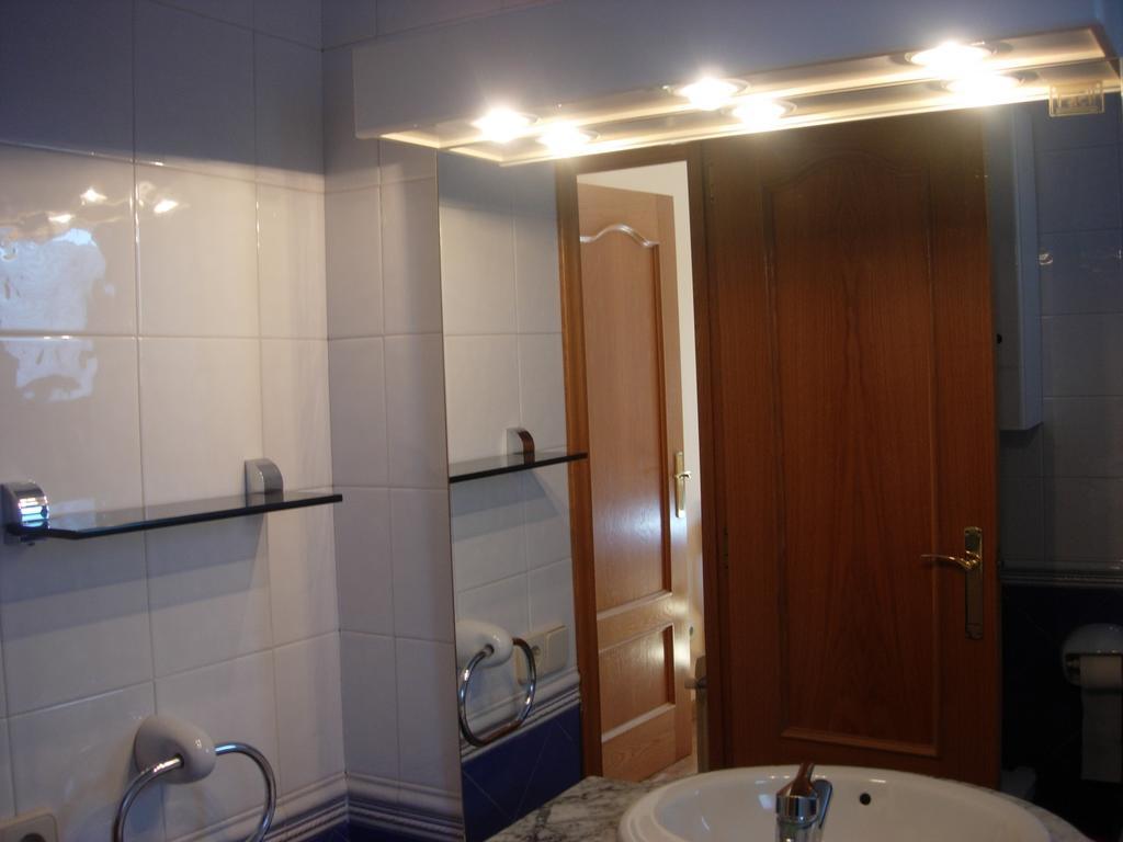 Apartaments El Ribal Valencia D'Aneu Δωμάτιο φωτογραφία